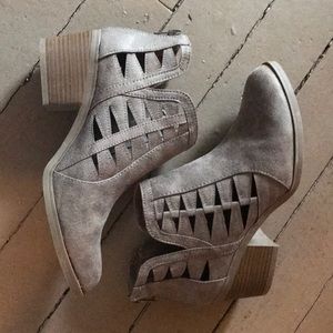 Gray booties 8.5